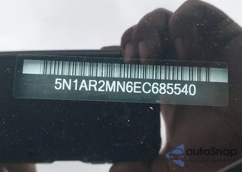 2014 Nissan Pathfinder S z USA, uszkodzony, nr VIN 5N1AR2MN6EC685540